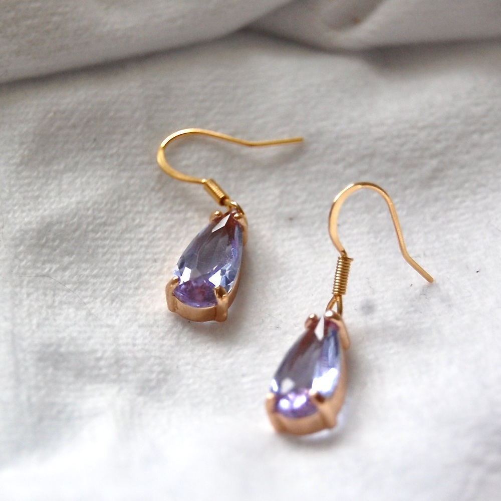 Light Purple Glass Teardrop Earrings